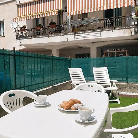Appartamento Hostdomus - La Quiete *
